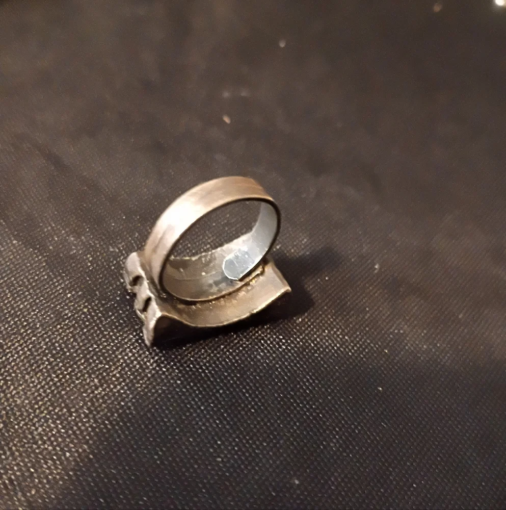 Peace Sign Ring - Picture 5 of 5